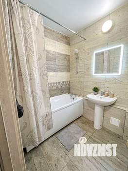 1-к квартира, посуточно, 42м2, 1/1 этаж