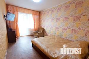 1-к квартира, посуточно, 40м2, 6/10 этаж