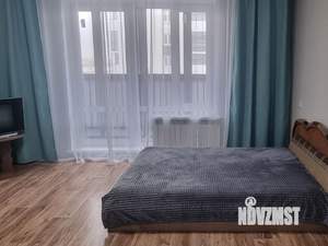 Студия квартира, посуточно, 32м2, 12/17 этаж