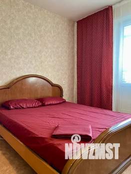 Студия квартира, посуточно, 28м2, 3/16 этаж