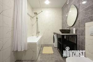 1-к квартира, посуточно, 42м2, 1/1 этаж