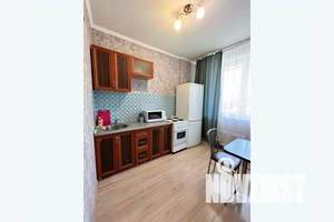 1-к квартира, посуточно, 33м2, 2/27 этаж