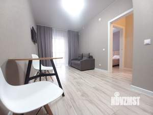 1-к квартира, посуточно, 38м2, 8/17 этаж