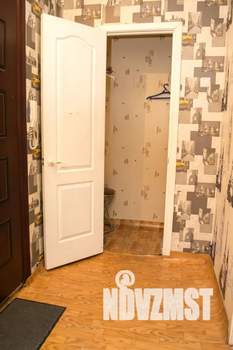 1-к квартира, посуточно, 42м2, 7/10 этаж