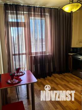 1-к квартира, посуточно, 46м2, 15/25 этаж