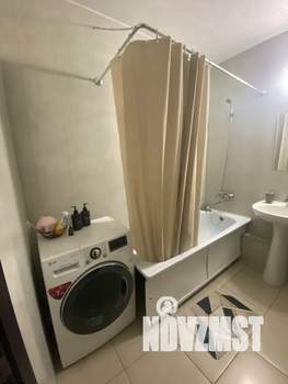 Студия квартира, посуточно, 38м2, 2/26 этаж