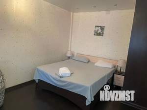 1-к квартира, посуточно, 40м2, 5/5 этаж