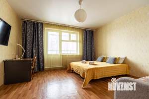 1-к квартира, посуточно, 42м2, 1/1 этаж