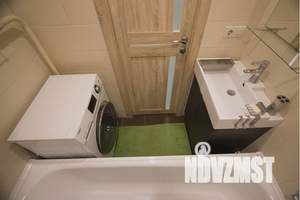 1-к квартира, посуточно, 42м2, 6/10 этаж