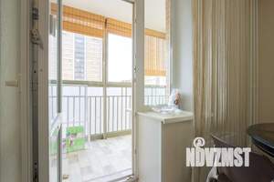 Студия квартира, посуточно, 36м2, 8/25 этаж