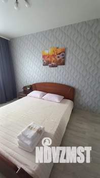 1-к квартира, посуточно, 38м2, 4/10 этаж