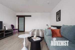 1-к квартира, посуточно, 56м2, 5/17 этаж