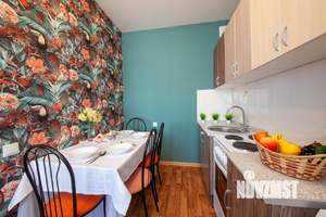 1-к квартира, посуточно, 40м2, 1/1 этаж