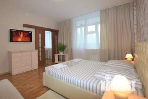 1-к квартира, посуточно, 51м2, 2/10 этаж