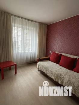 1-к квартира, посуточно, 32м2, 1/10 этаж