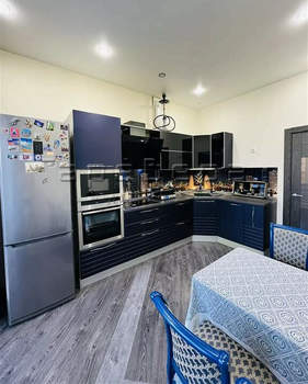 3-к квартира, на длительный срок, 100м2, 8/8 этаж