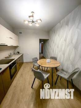1-к квартира, посуточно, 49м2, 18/25 этаж