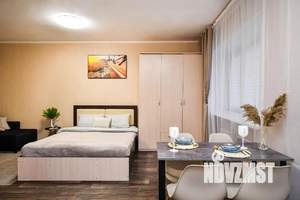 Студия квартира, посуточно, 32м2, 1/5 этаж
