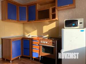 1-к квартира, посуточно, 42м2, 8/10 этаж
