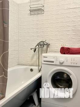 Студия квартира, посуточно, 50м2, 16/17 этаж