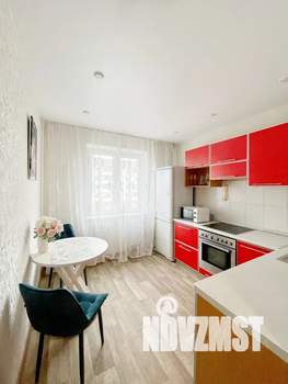 1-к квартира, посуточно, 35м2, 8/10 этаж