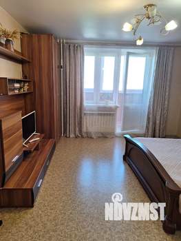 1-к квартира, посуточно, 42м2, 6/25 этаж