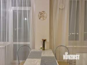 Студия квартира, посуточно, 30м2, 18/25 этаж