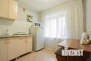 1-к квартира, посуточно, 30м2, 2/5 этаж