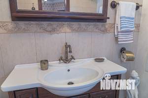 1-к квартира, посуточно, 57м2, 1/1 этаж