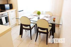2-к квартира, посуточно, 54м2, 1/1 этаж