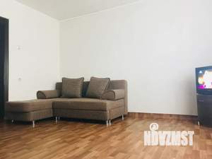 1-к квартира, посуточно, 38м2, 1/9 этаж