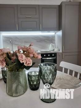 1-к квартира, посуточно, 40м2, 17/17 этаж