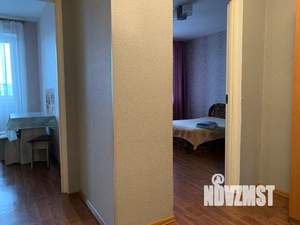 1-к квартира, посуточно, 40м2, 9/9 этаж