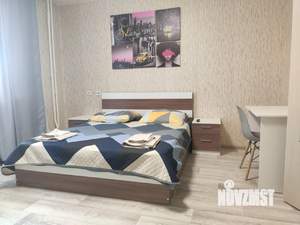 1-к квартира, посуточно, 40м2, 4/17 этаж