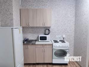 Студия квартира, посуточно, 32м2, 12/17 этаж