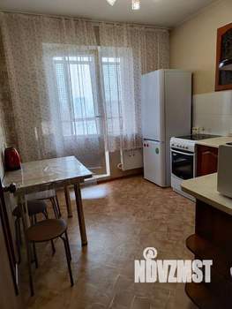 2-к квартира, посуточно, 48м2, 1/1 этаж