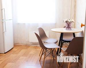 1-к квартира, посуточно, 40м2, 13/16 этаж