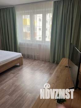 1-к квартира, посуточно, 40м2, 14/17 этаж