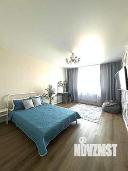 1-к квартира, посуточно, 45м2, 6/25 этаж