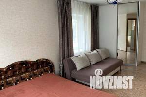 1-к квартира, посуточно, 38м2, 3/5 этаж