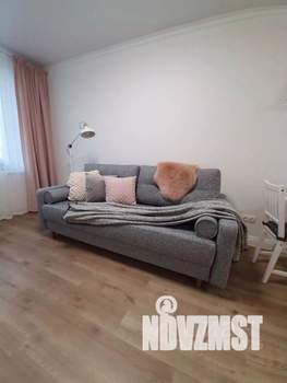 2-к квартира, посуточно, 38м2, 1/1 этаж