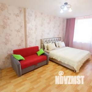 1-к квартира, посуточно, 50м2, 2/10 этаж