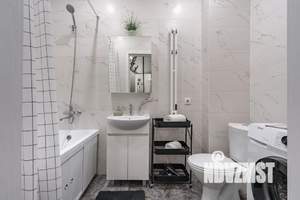 2-к квартира, посуточно, 37м2, 4/17 этаж