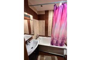 2-к квартира, посуточно, 58м2, 1/1 этаж