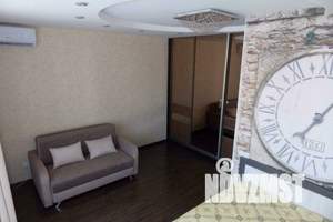 1-к квартира, посуточно, 42м2, 4/10 этаж