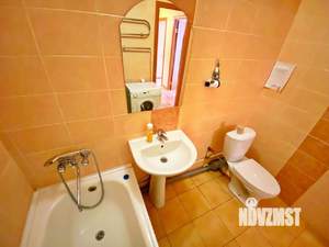 1-к квартира, посуточно, 42м2, 1/1 этаж