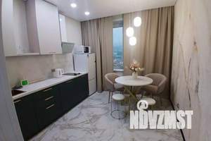 1-к квартира, посуточно, 40м2, 7/20 этаж