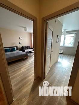 1-к квартира, посуточно, 40м2, 21/25 этаж