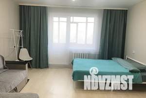 1-к квартира, посуточно, 38м2, 2/9 этаж