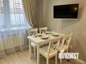 Студия квартира, посуточно, 26м2, 1/10 этаж